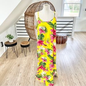 NWT 3X Yellow grew white and pink floral, tropical stretchy maxi dress